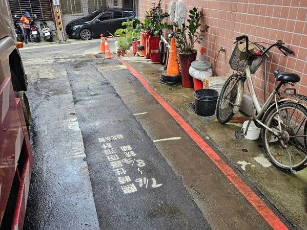 ▲新北汐止污水接管成功 36戶居民擺脫10年惡臭。（圖／新北市水利局提供）