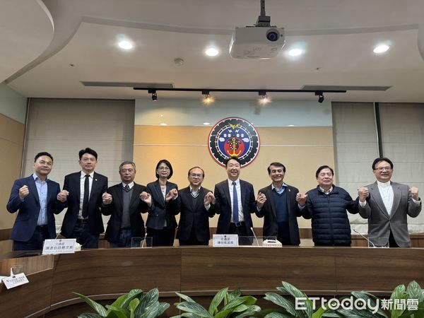 ▲▼交通部長陳世凱首度與六都針對道路交通安全座談。（圖／記者李姿慧攝）