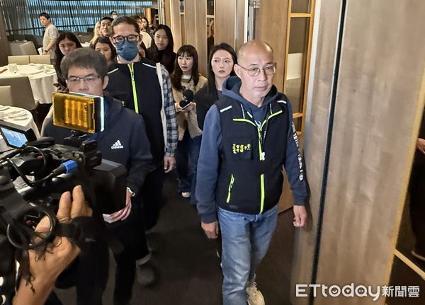 ▲▼台北市建管處大型百貨商場餐飲區裝修抽查  新光三越南西店。（圖／記者屠惠剛攝）