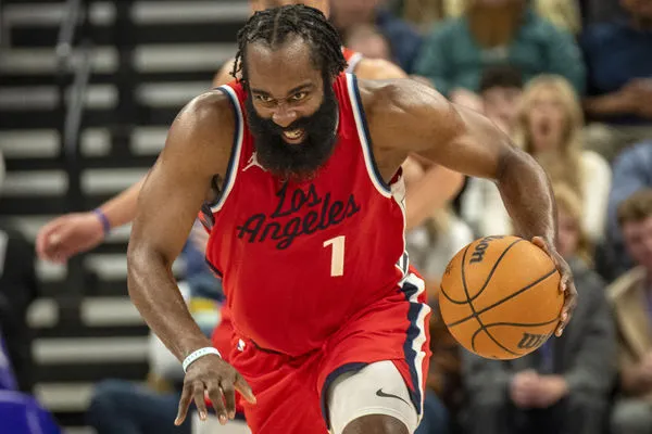 ▲▼西蒙斯迎來快艇首秀；快艇哈登。（圖／達志影像／美聯社）