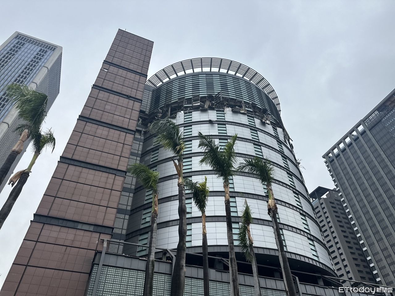 ▲新光三越,氣爆（圖／記者許權毅攝）