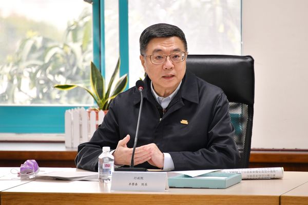 ▲▼行政院長卓榮泰聽取台中新光三越百貨氣爆事故救復情形。（圖／行政院提供）