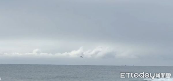 ▲▼             台東外海今(15日)上午驚傳墜機意外。（圖／記者楊漢聲翻攝，下同）