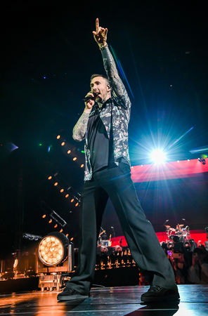 ▲魔力紅（Maroon 5）高雄世運主場館開唱。（圖／Live Nation Taiwan 提供）