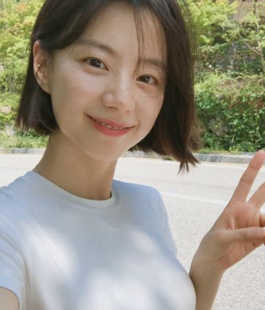 ▲▼▲▼▲▼裴勇浚為家庭引退！消失螢幕圈10年「定居夏威夷做善事」近況曝光。（圖／翻攝自裴勇浚、朴秀真IG）