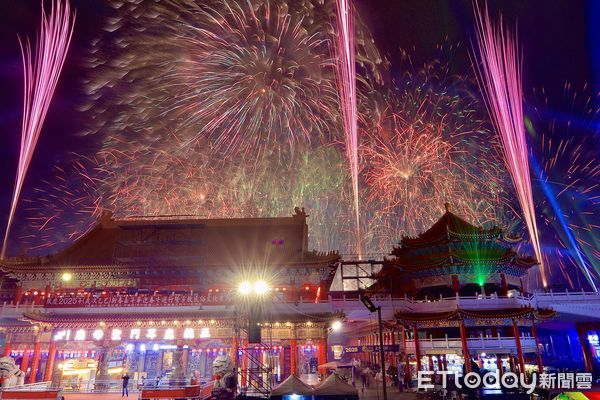 ▲台南正統鹿耳門聖母廟針對每年舉辦「花火迎春系列活動」，被質疑有造成農損及製造垃圾等問題，廟方提出4點聲明澄清。（圖／記者林東良翻攝，下同）