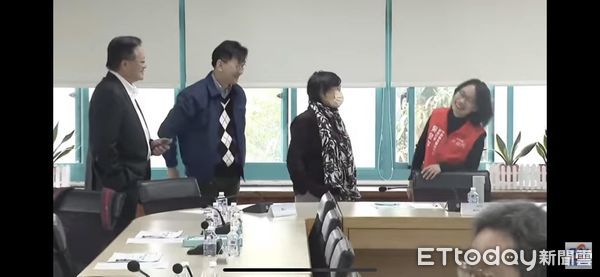 ▲吳音寧氣爆後大笑照。（圖／凌濤提供）