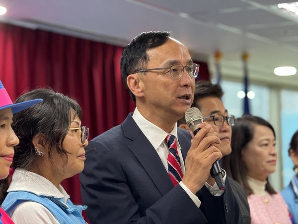 ▲朱立倫出席新住民蛇年新春團拜。（圖／國民黨提供）