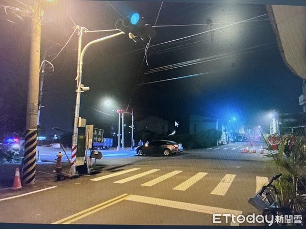 ▲▼        八旬老婦夜間外出在路口不幸遭撞，竹崎警呼籲行人仍應遵守交通規則     。（圖／記者翁伊森翻攝）
