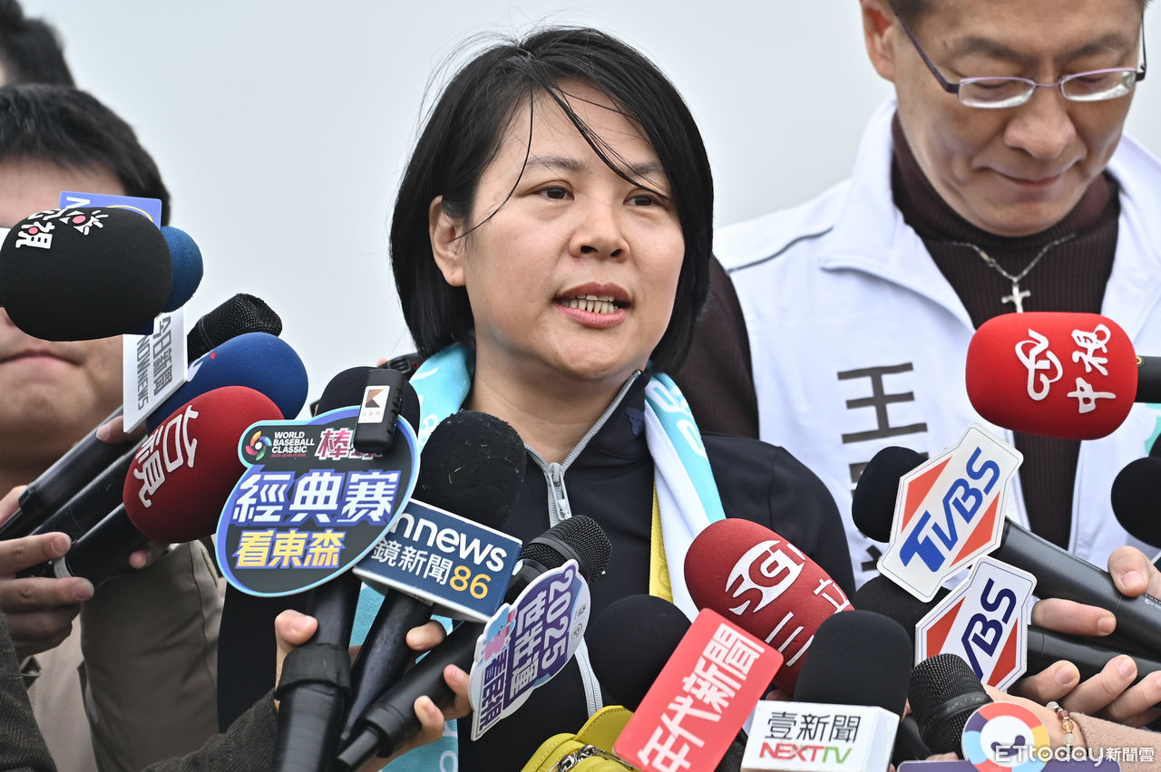 民眾黨內鬥！黃光芹挺廢2年條款　候任立委李貞秀嗆瘋狗：不會慣著她