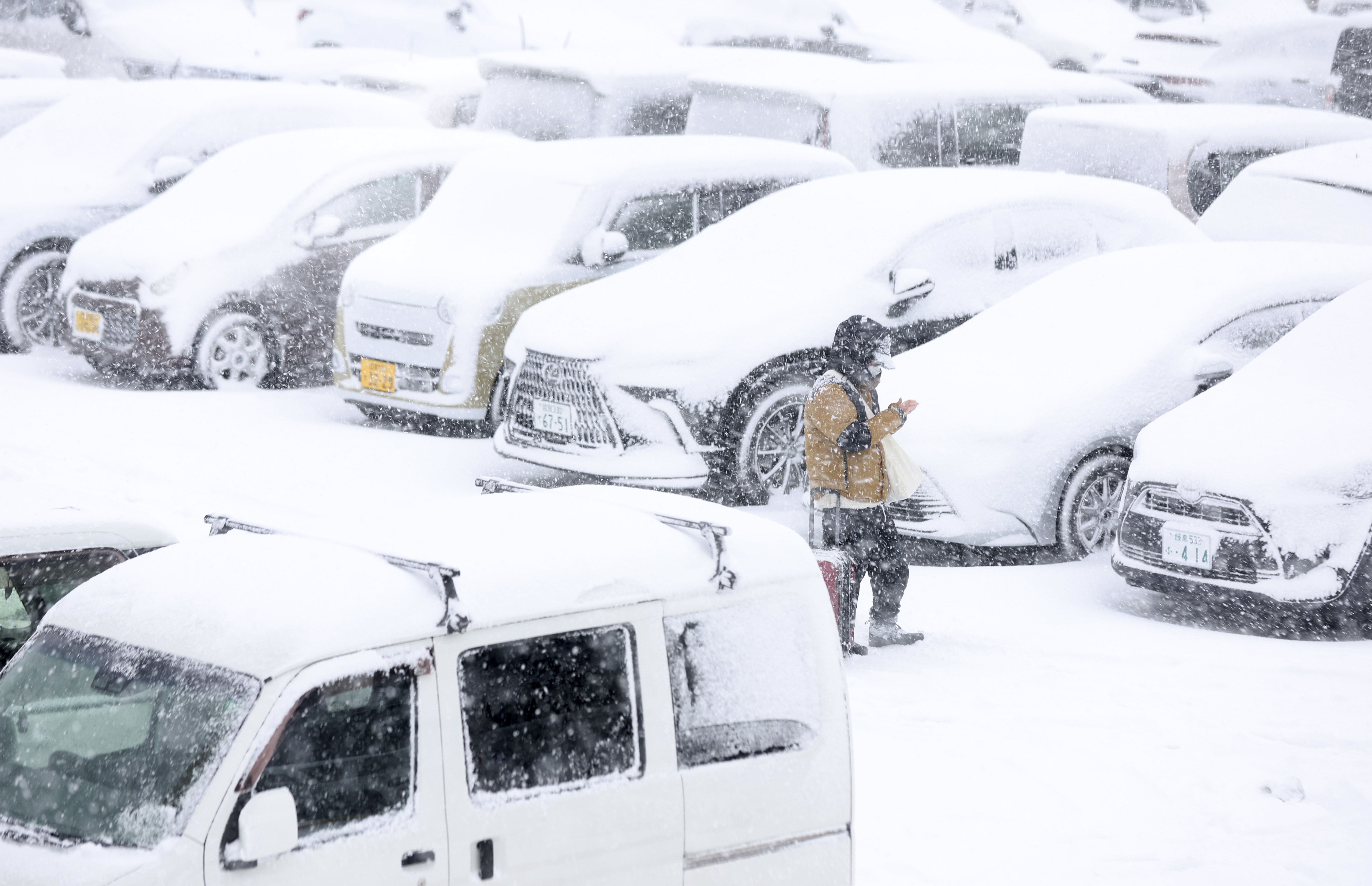 ▲▼ 日本2月初降大雪。（圖／達志影像／美聯社）