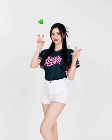 ▲韓籍啦啦隊成員南珉貞，因亮麗外型吸引了不少粉絲。（圖／翻攝自Instagram／minjeong_w_）