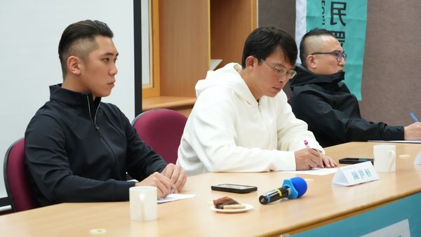 ▲▼民眾黨新北市黨部16日邀請新任黨主席黃國昌進行新北黨部幹部座談。（圖／民眾黨新北市黨部提供）
