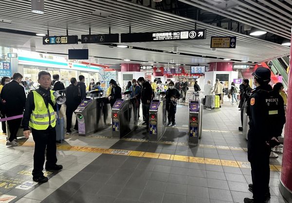 ▲台灣燈會爆大量人潮，桃園市政府七大疏運精進措施奏效