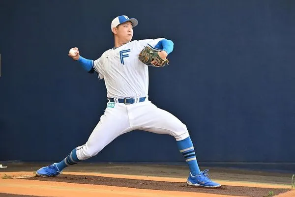 ▲日本火腿古林睿煬牛棚練投。（圖／火腿官方IG）