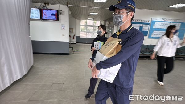 ▲▼11天打撈到63屍塊「仍未見大嫂」，法醫今相驗再送DNA鑑驗。（圖／記者吳世龍攝）