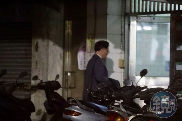 上月16日晚上陳鴻震進高女住處。