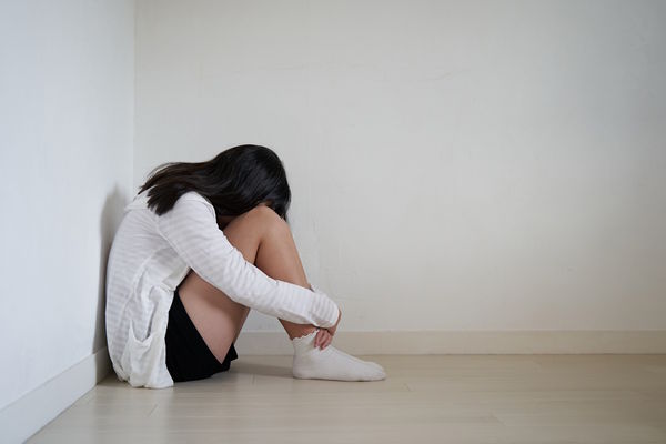 ▲▼12至17歲青少年輕生人數5年來增幅6%，兒福聯盟調查情緒危機原因，來自課業壓力、對未來迷惘，另一原因可能來自社群。（圖／兒福聯盟提供）