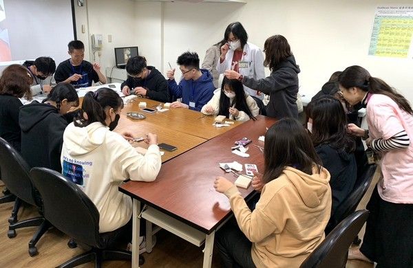 ▲元智大學攜手亞東醫院舉辦醫護創新營