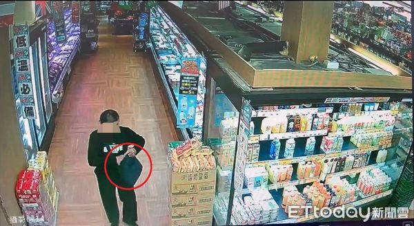 ▲▼陳男到全聯超市偷45元火鍋料，陳男為了規避查緝，用奇異筆在禿頭上畫上假髮，監視器拍下陳男犯行、             。（圖／記者陳以昇翻攝）