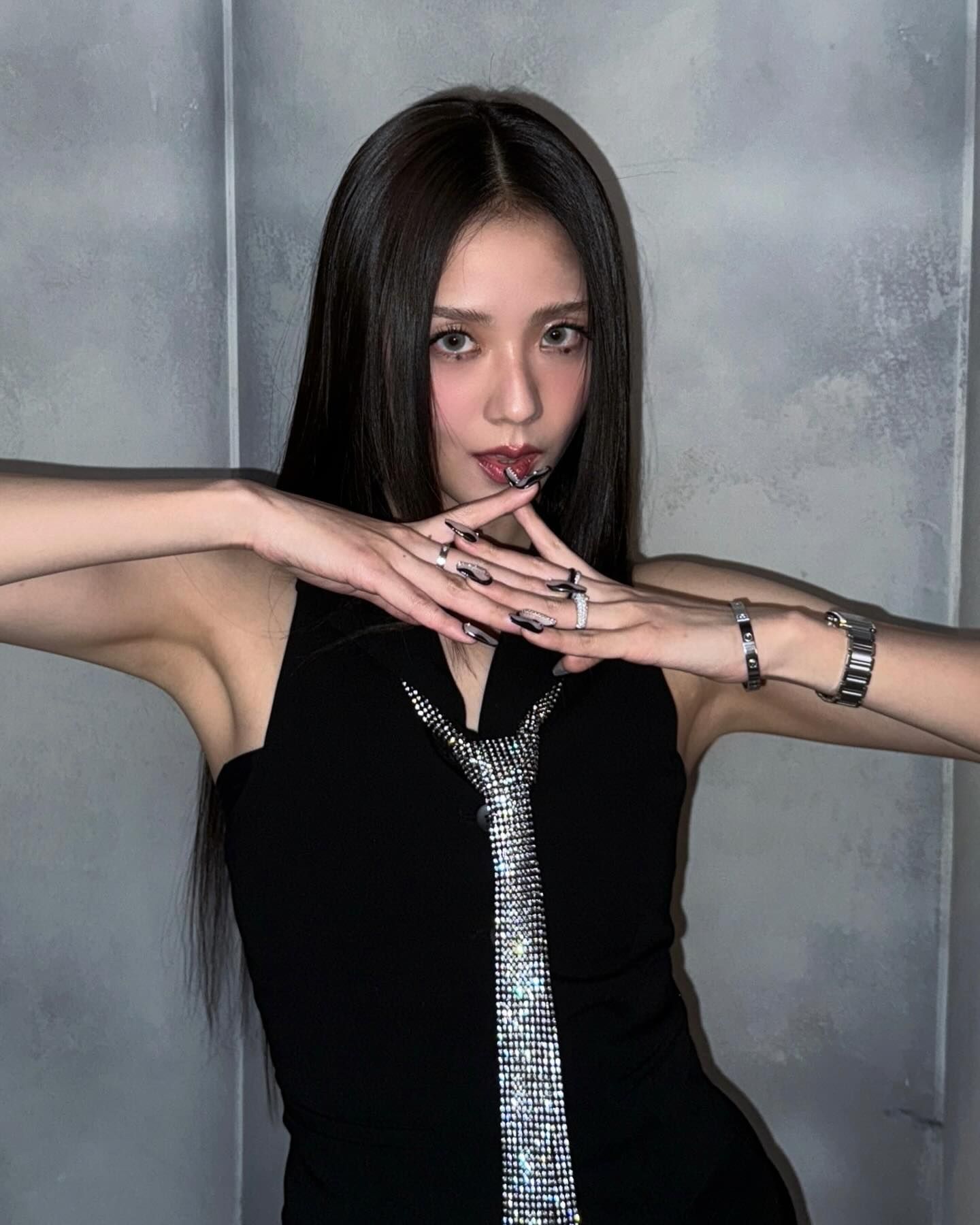 ▲▼ Jisoo           。（圖／翻攝IG）