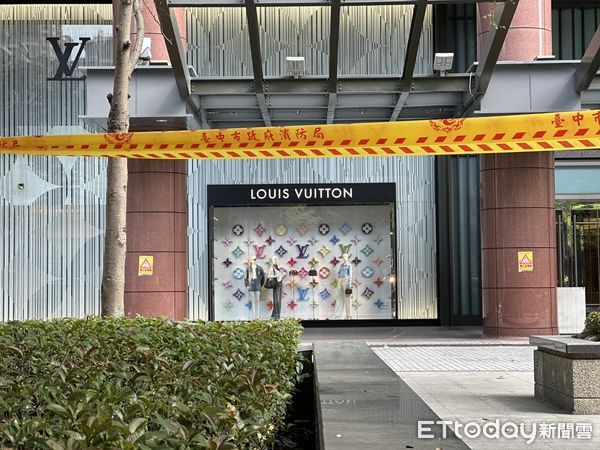 ▲新光三越,LV。（圖／記者許權毅攝）