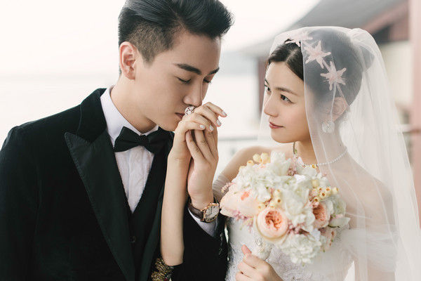 ▲陳曉、陳妍希結婚照。（圖／資料照／柴視覺提供）
