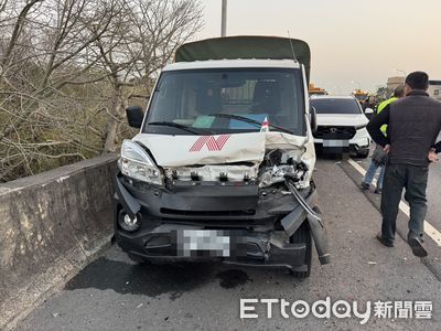 國道2死車禍移工無人認屍 南港輪胎小貨車釀禍駕駛送辦