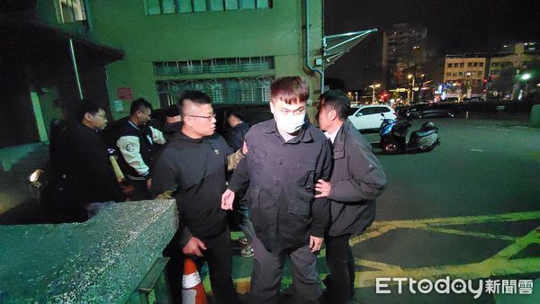 ▲▼快訊／王大陸閃兵警抓12人　3役男到新北地檢署。（圖／記者黃彥傑攝）