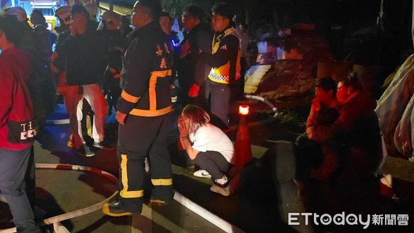 ▲▼快訊／嘉義宮壇突傳火警！5歲男童受困　家屬焦急要衝火場。（圖／記者翁伊森翻攝）