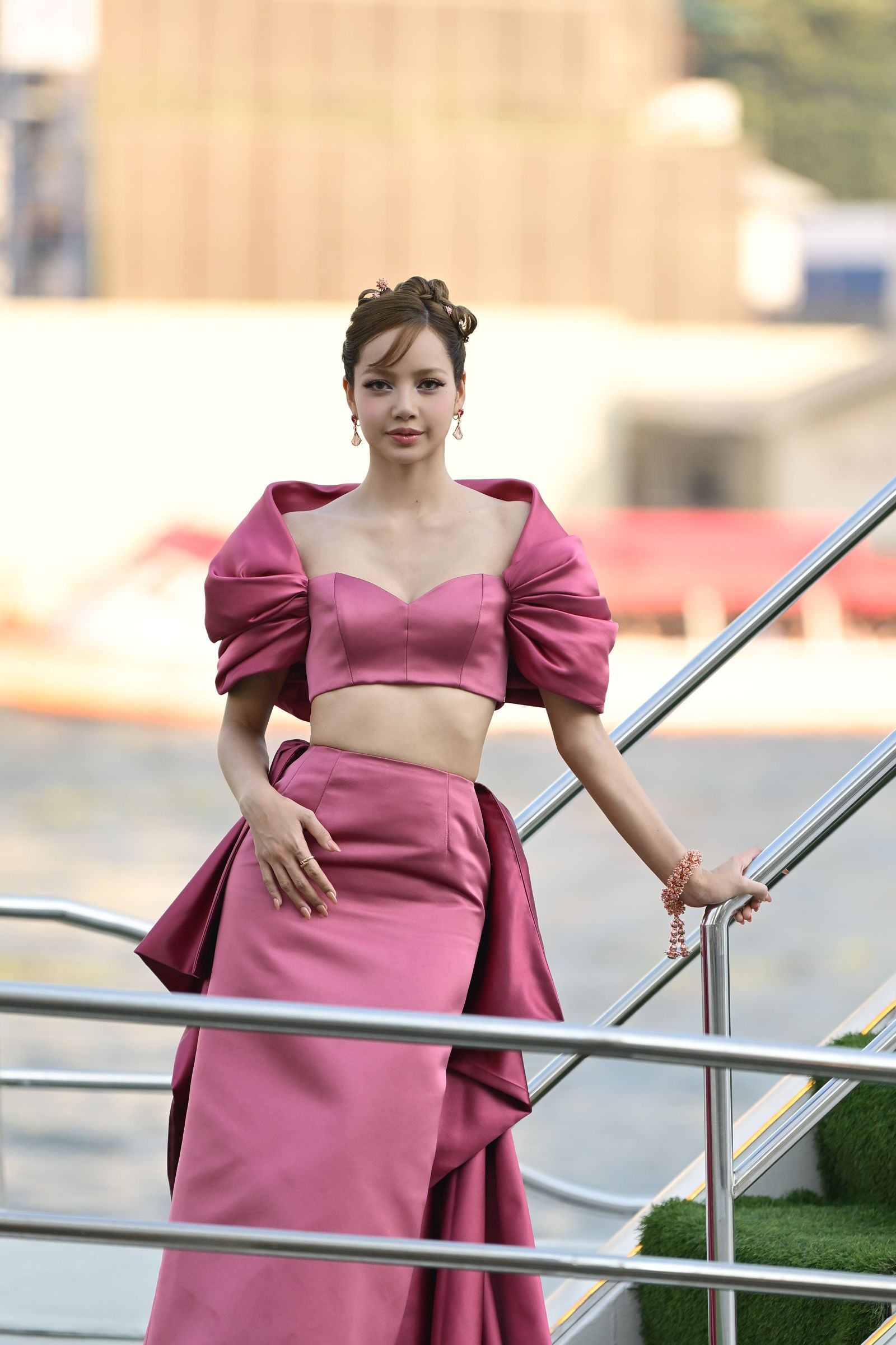 LIsa暢談《白蓮花大飯店》第3季拍戲心得　強迫演員先聽個人單曲