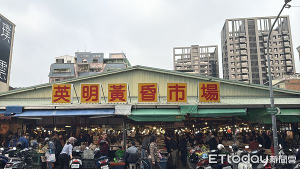 ▲▼ 文具行,英明市場            。（圖／記者張雅雲攝）