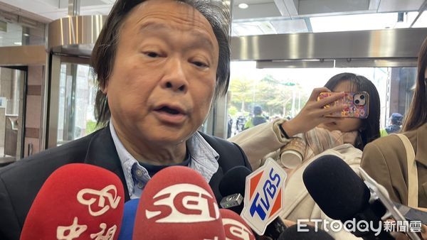 ▲▼民進黨立委王世堅受訪。（圖／記者杜冠霖攝）