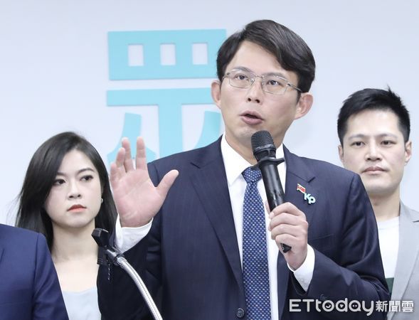 ▲▼黃國昌 民眾黨第二屆黨主席黃國昌上任記者會。（圖／記者屠惠剛攝）