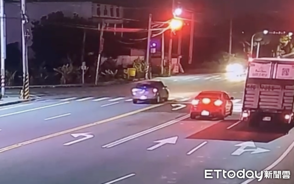 ▲▼雲林深夜逆向車禍奪命！　47歲駕駛猛撞對車送醫不治             。（圖／記者游瓊華翻攝）