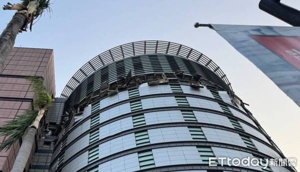 ▲新光三越。（圖／記者游瓊華翻攝）