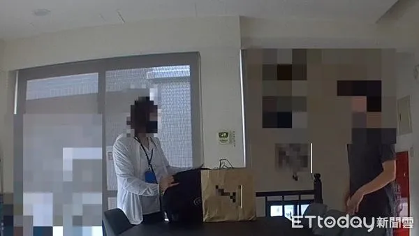 ▲▼台中女子聽從未謀面的網路男友介紹，充當車手，結果判刑6月。（圖／警方提供，下同）