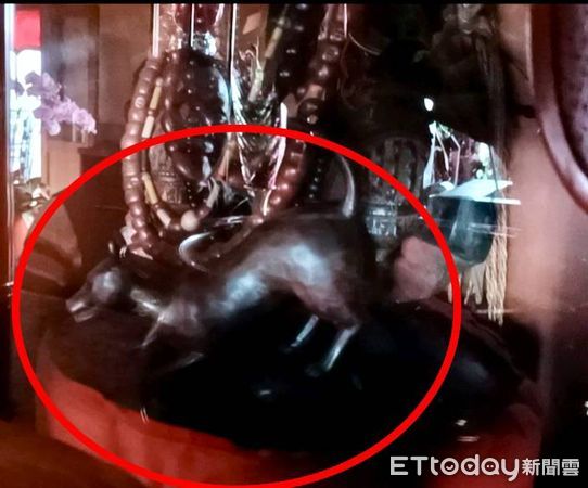 ▲彰化北斗鎮天后宮(東螺媽)遭埋人骨。（圖／記者唐詠絮攝及翻攝圖）