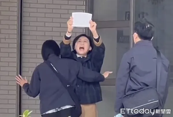 ▲▼林岱樺怒喊「政治干預司法、司法干預初選」。（圖／民眾提供）