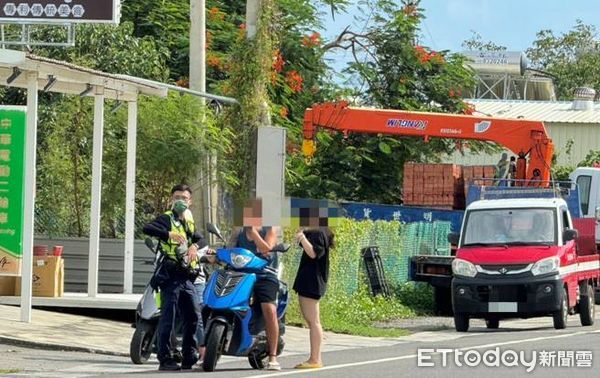 ▲東港警分局24日起全力取締騎機車未戴安全帽            。（圖／記者陳崑福翻攝）