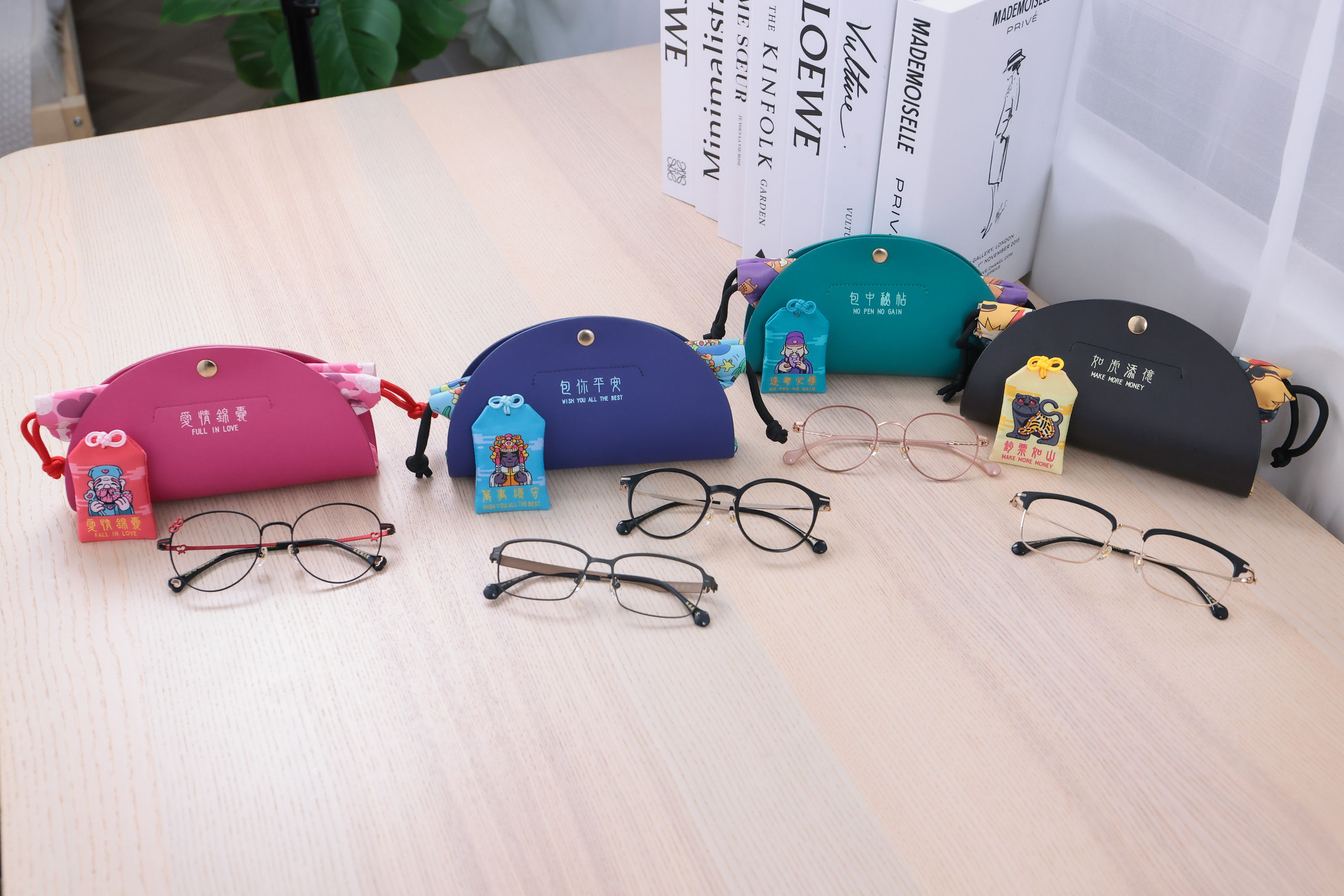 ▲▼寶島眼鏡X北港朝天宮聯名系列、款款過爐加持全新上市。（圖／ETtody資料照）