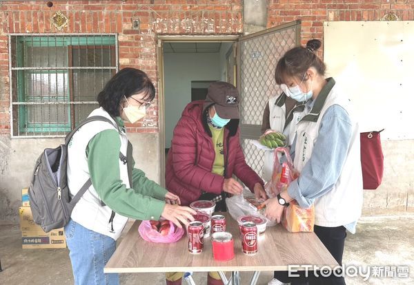 ▲台南市快速整修水利署南區水資源分署宿舍，作為災民中期安置住所，20日迎來第一批災民入住。（圖／記者林東良翻攝，下同）