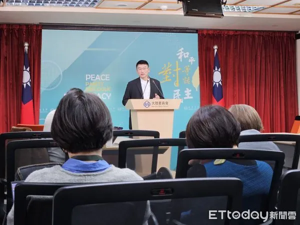 ▲▼陸委會副主委、發言人梁文傑主持例行記者會。（圖／記者陳冠宇攝）