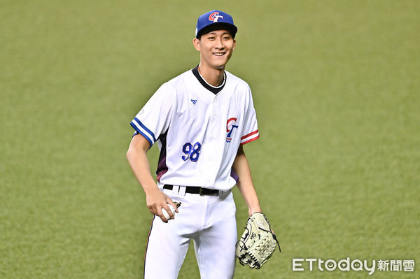 ▲▼經典賽資格賽練球日，沙子宸。（圖／記者李毓康攝）