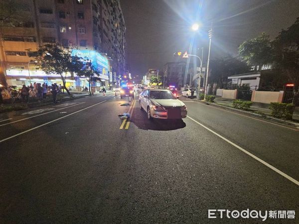 ▲高雄市鳳山區17日驚傳死亡車禍。（圖／記者陳宏瑞翻攝）