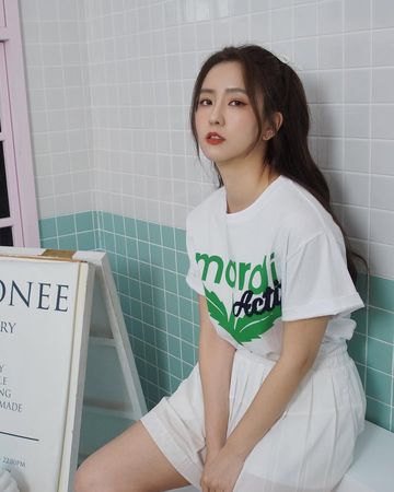 ▲周曉涵擁有甜美臉蛋以及火辣身材，吸引了不少粉絲。（圖／翻攝自Instagram／ilove7388）