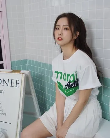 ▲周曉涵擁有甜美臉蛋以及火辣身材，吸引了不少粉絲。（圖／翻攝自Instagram／ilove7388）