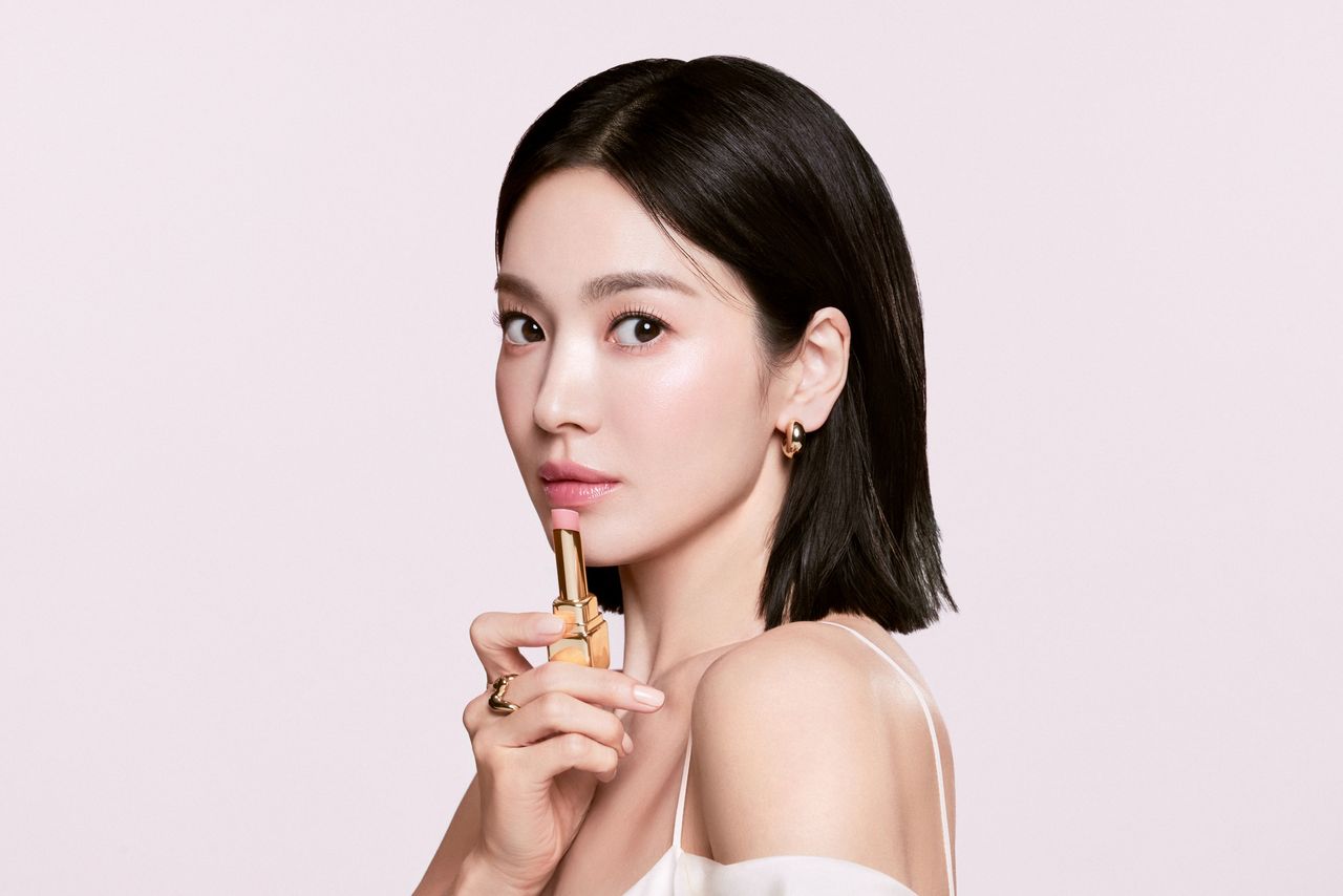 宋慧喬,嬌蘭,蘭芝,彩妝,唇膏,護唇膏。（圖／品牌提供）