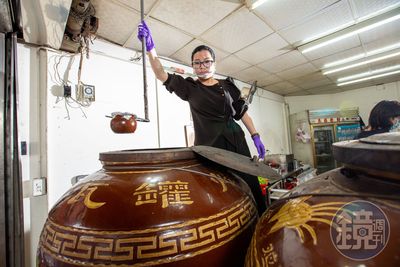 4千人民幣聘金嫁來台想悔婚　她靠大甕煨出百萬年收