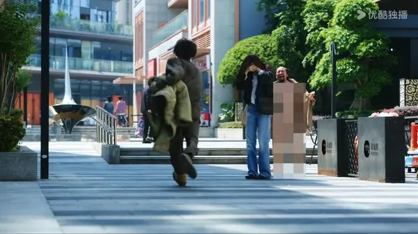 外送稿用　▲▼難哄。（圖／翻攝自微博）